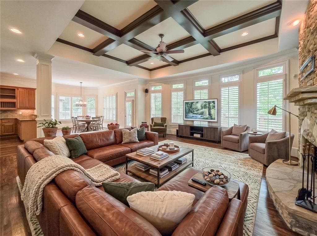 5 bedroom, 6 bathroom, 6,647 sq ft single family residence under contract at 7725 NW Marsh Court, Sandy Springs, GA 30328 — photo 10