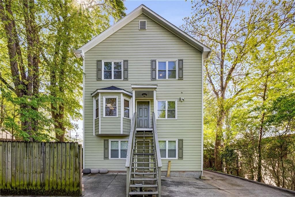 2 bedroom, 1 bathroom, 800 sq ft quadruplex for rent at 1738 Taylor Street B1, Atlanta, GA 30318 for $1,700 a month — photo 6