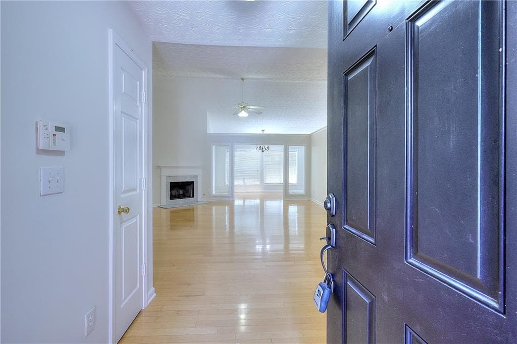 4 bedroom, 2 bathroom, 2,356 sq ft single family residence for rent at 5386 Haverford Mill Cove, Lilburn, GA 30047 for $2,500 a month — photo 4