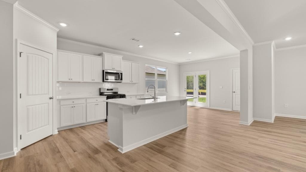 3 bedroom, 3 bathroom, 2,158 sq ft single family residence for sale at 149 King Village, Braselton, GA 30517 — photo 5