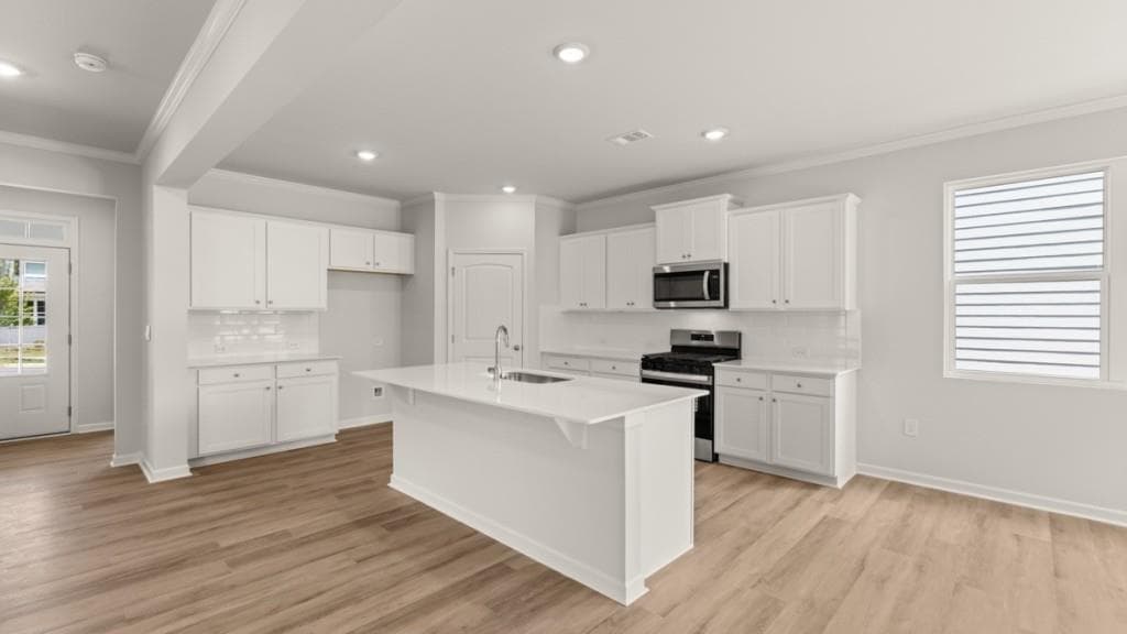 3 bedroom, 3 bathroom, 2,158 sq ft single family residence for sale at 149 King Village, Braselton, GA 30517 — photo 6