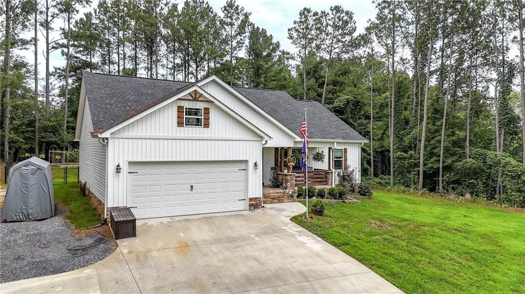 3 bedroom, 2 bathroom, 1,675 sq ft single family residence for sale at 287 Bell Loop, Chatsworth, GA 30705 — photo 7