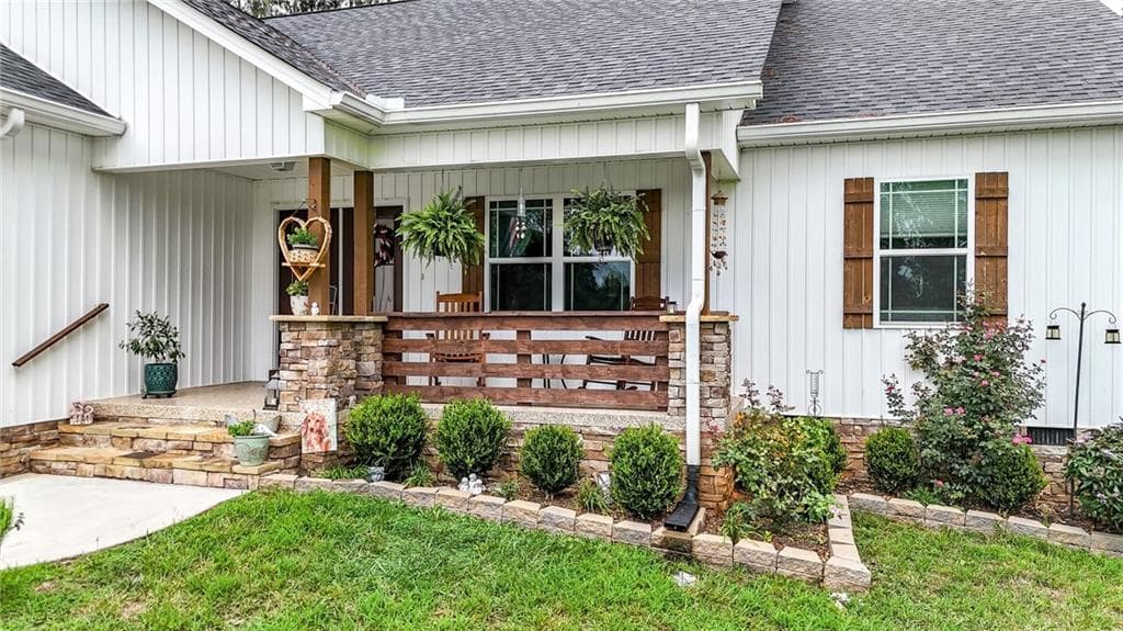 3 bedroom, 2 bathroom, 1,675 sq ft single family residence for sale at 287 Bell Loop, Chatsworth, GA 30705 — photo 9