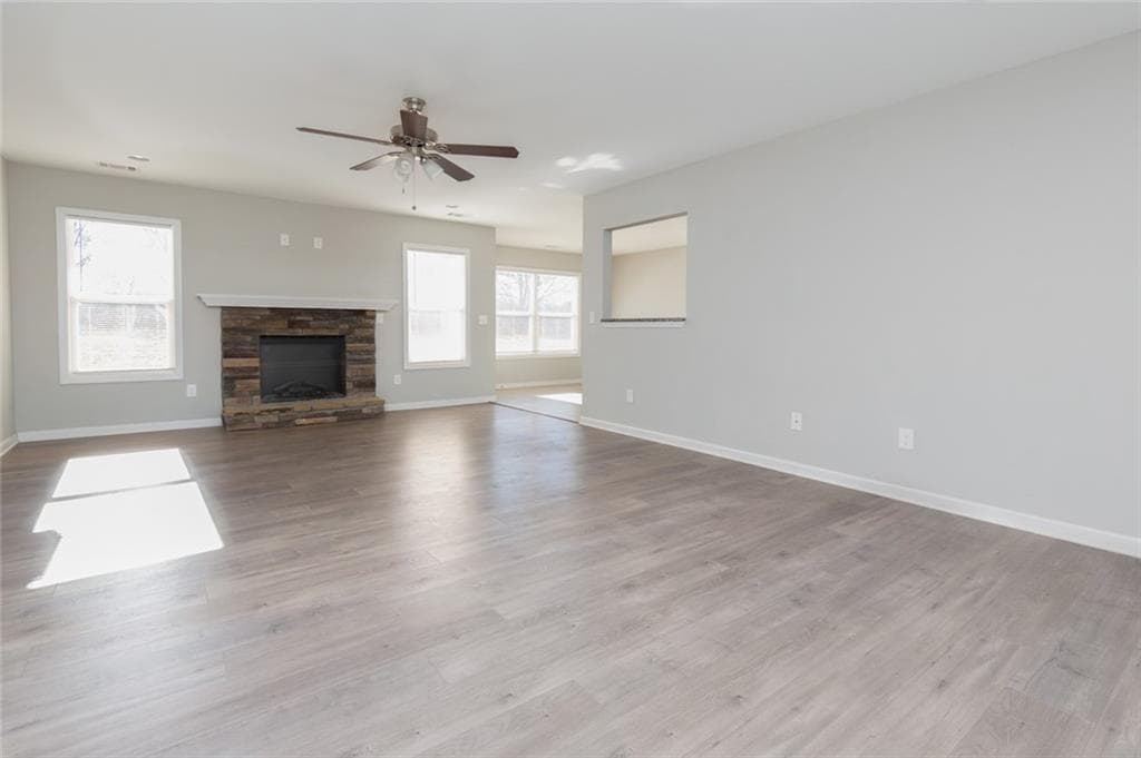 4 bedroom, 2 bathroom, 1,500 sq ft single family residence for rent at 82 Gray Field Court, Jefferson, GA 30549 for $1,995 a month — photo 2