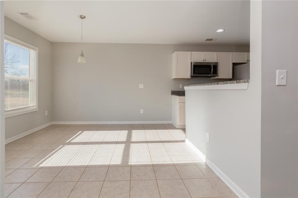 4 bedroom, 2 bathroom, 1,500 sq ft single family residence for rent at 82 Gray Field Court, Jefferson, GA 30549 for $1,995 a month — photo 7