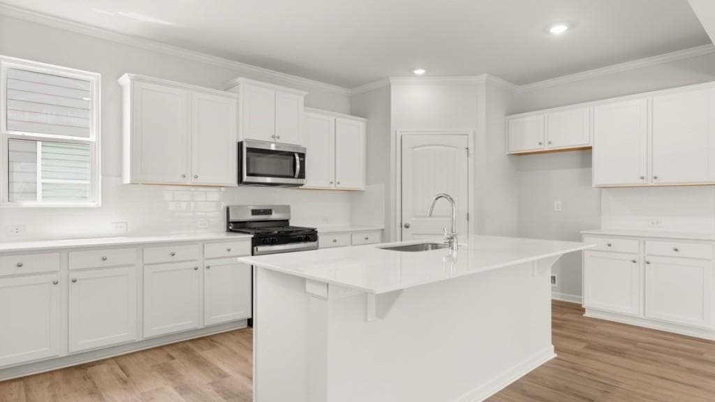 4 bedroom, 4 bathroom, 2,296 sq ft single family residence under contract at 139 King Village, Braselton, GA 30517 — photo 7