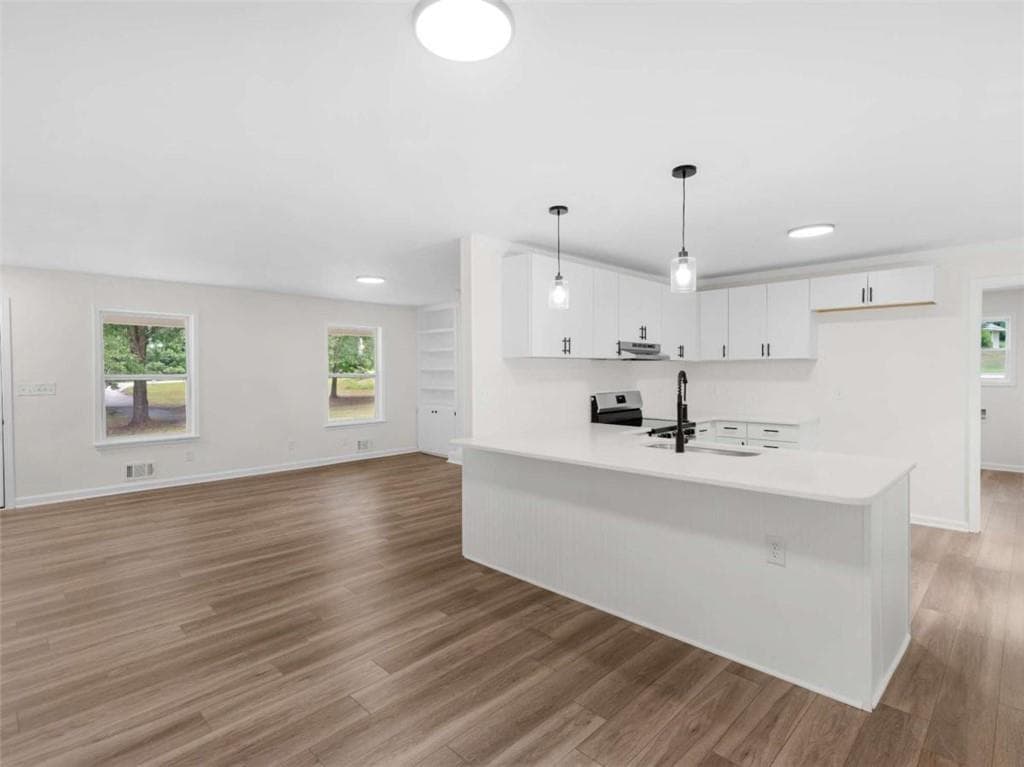 4 bedroom, 2 bathroom, 1,754 sq ft single family residence under contract at 976 Hampton Locust Grove Road, Hampton, GA 30228 — photo 8