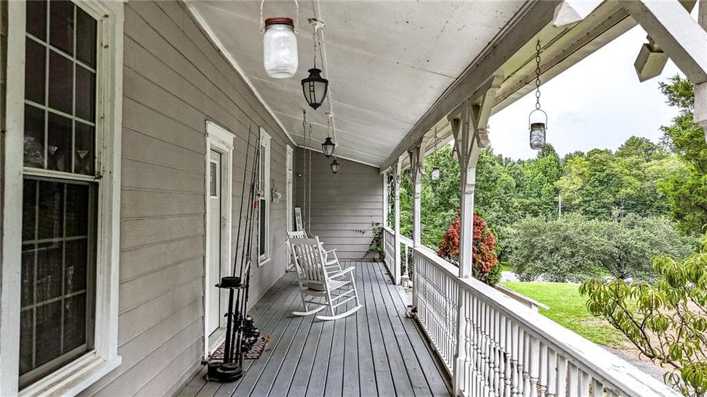 4 bedroom, 3 bathroom, 3,423 sq ft single family residence for sale at 14 Nature Walk Road, Rome, GA 30161 — photo 4