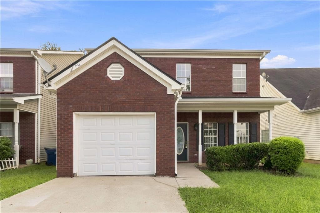 3 bedroom, 3 bathroom, 1,788 sq ft single family residence under contract at 7576 Winderemere Park, Riverdale, GA 30274