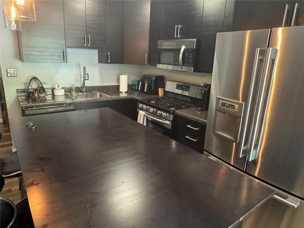 2 bedroom, 1 bathroom, 900 sq ft condominium for sale at 1705 Monroe Drive C09, Atlanta, GA 30324 — photo 5