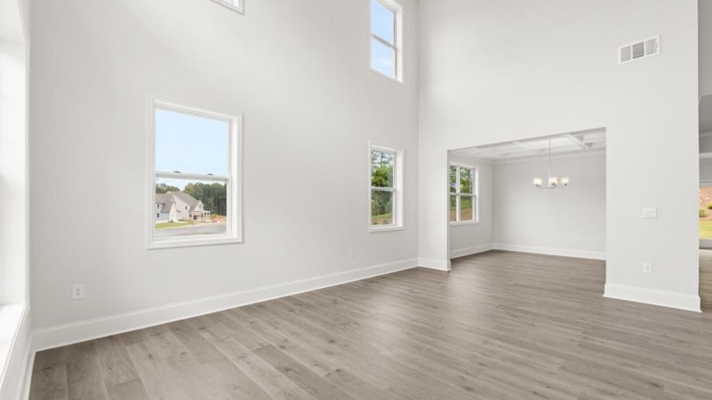 5 bedroom, 4 bathroom, 3,773 sq ft single family residence for sale at 4110 Haven Way, Cumming, GA 30028 — photo 4