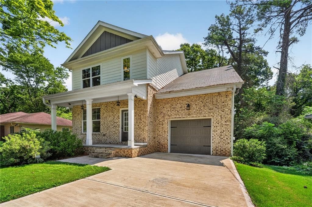 5 bedroom, 4 bathroom, 2,920 sq ft single family residence under contract at 2126 Seavey Drive, Decatur, GA 30032 — photo 2