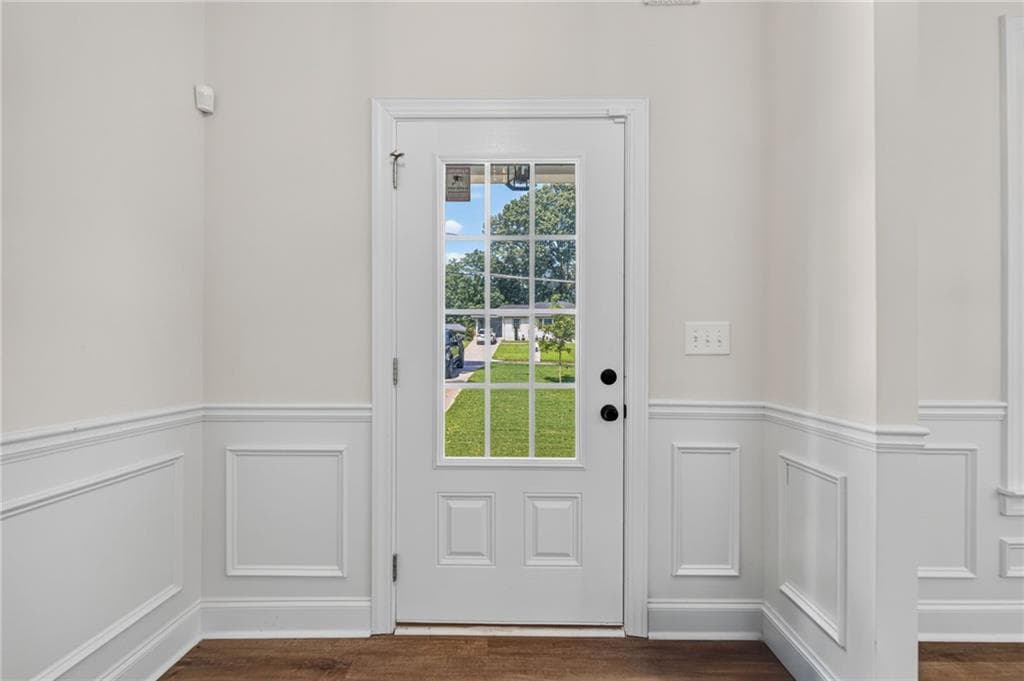 5 bedroom, 4 bathroom, 2,920 sq ft single family residence under contract at 2126 Seavey Drive, Decatur, GA 30032 — photo 6