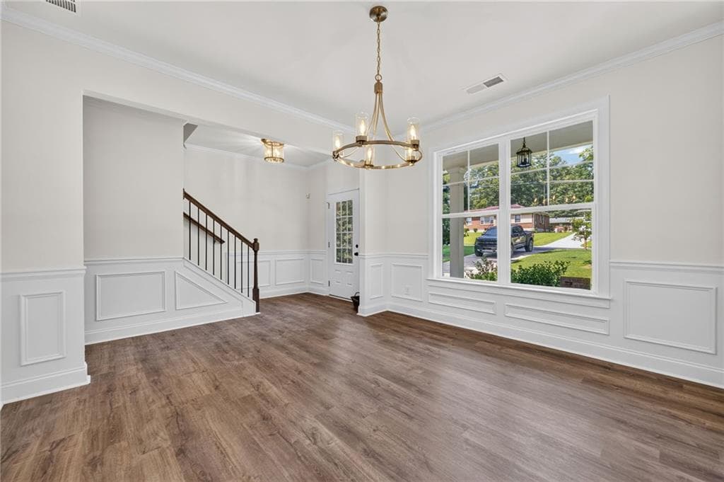 5 bedroom, 4 bathroom, 2,920 sq ft single family residence under contract at 2126 Seavey Drive, Decatur, GA 30032 — photo 8