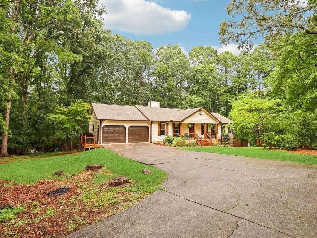 5 bedroom, 4 bathroom, 3,175 sq ft single family residence for sale at 518 Picketts Crossing, Acworth, GA 30101 — photo 7