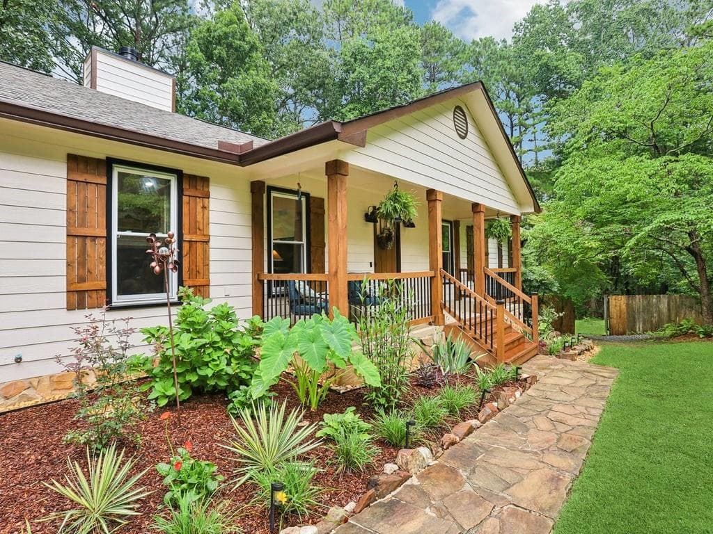 5 bedroom, 4 bathroom, 3,175 sq ft single family residence for sale at 518 Picketts Crossing, Acworth, GA 30101 — photo 9