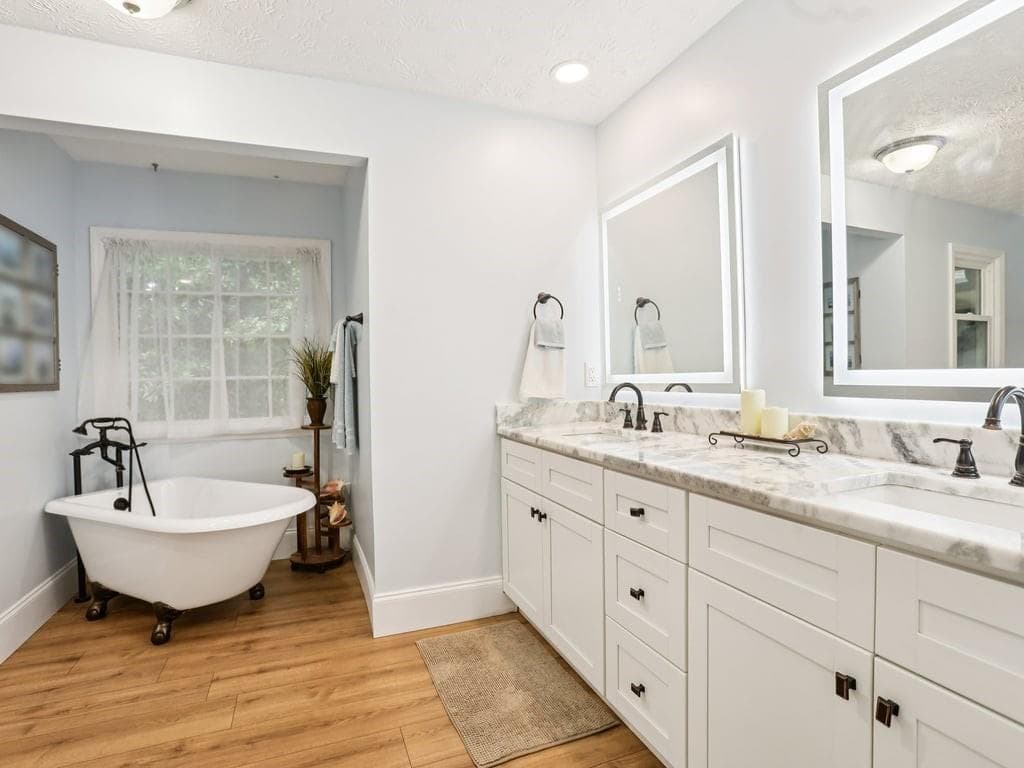 5 bedroom, 4 bathroom, 3,175 sq ft single family residence for sale at 518 Picketts Crossing, Acworth, GA 30101 — photo 5