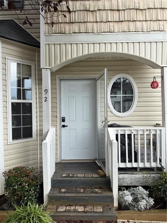 2 bedroom, 2 bathroom, 2,019 sq ft townhouse for rent at 92 Timber Ridge Drive, Cartersville, GA 30121 for $1,800 a month — photo 2