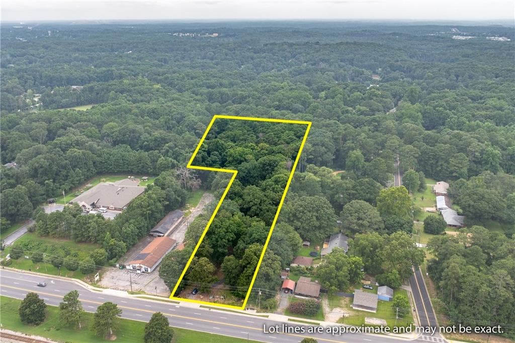 1 bathroom other under contract at 6127 Roosevelt Highway, Union City, GA 30291 — photo 5