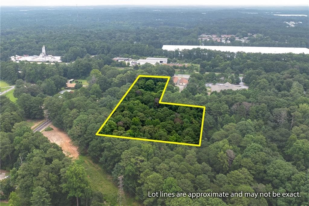 1 bathroom other under contract at 6127 Roosevelt Highway, Union City, GA 30291 — photo 7