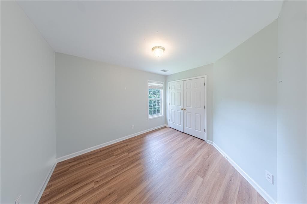 4 bedroom, 3 bathroom, 2,213 sq ft single family residence for rent at 3985 Shallowford Green Court, Marietta, GA 30062 for $2,829 a month — photo 10