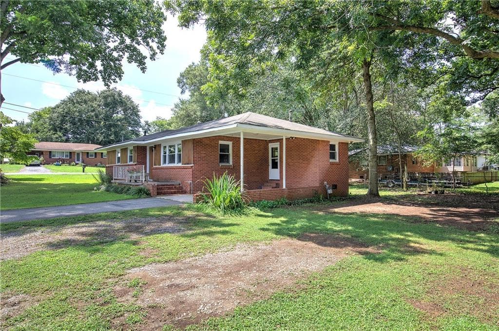 3 bedroom, 1 bathroom, 1,190 sq ft single family residence under contract at 7 West Drive, Cartersville, GA 30120 — photo 7