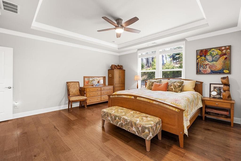 3 bedroom, 3 bathroom, 2,779 sq ft single family residence for sale at 1959 Rowland Pass, Buford, GA 30518 — photo 4