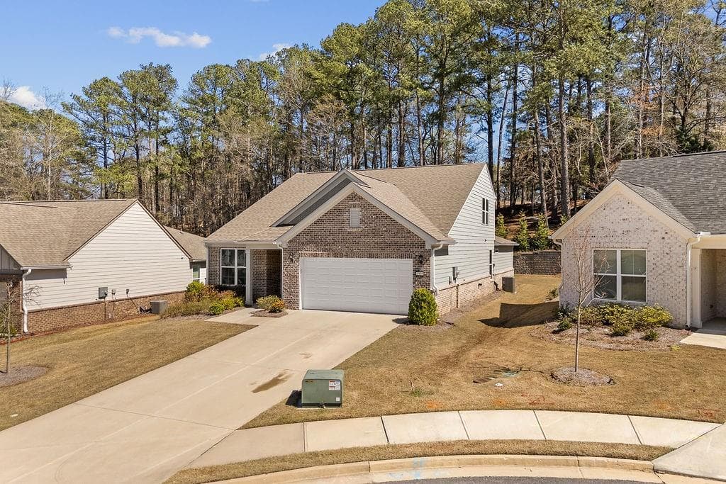 3 bedroom, 3 bathroom, 2,779 sq ft single family residence for sale at 1959 Rowland Pass, Buford, GA 30518 — photo 6