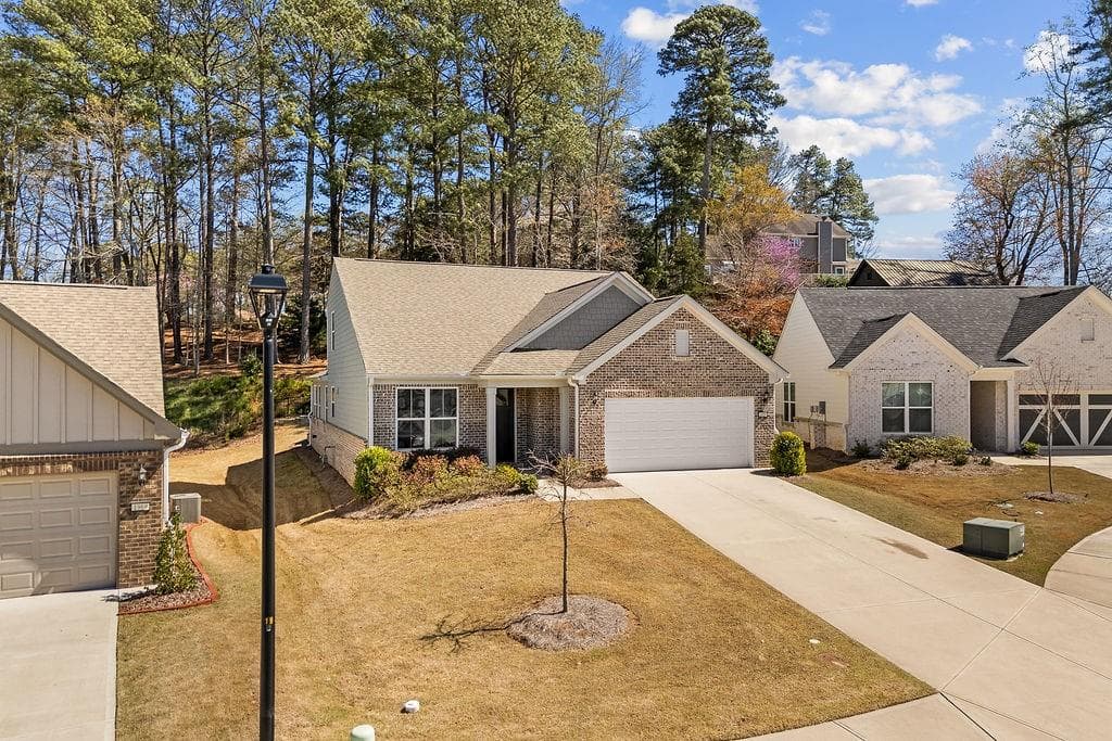 3 bedroom, 3 bathroom, 2,779 sq ft single family residence for sale at 1959 Rowland Pass, Buford, GA 30518 — photo 7
