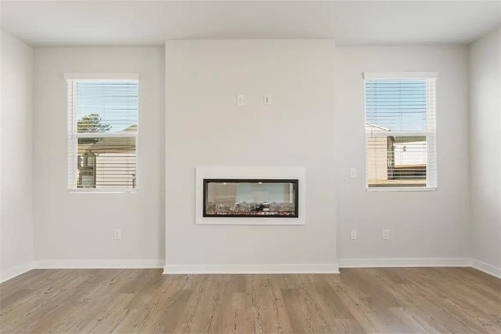 5 bedroom, 4 bathroom, 2,774 sq ft single family residence under contract at 5671 Rosehall Place, South Fulton, GA 30349 — photo 3