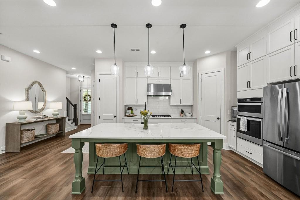 4 bedroom, 3 bathroom, 2,211 sq ft single family residence for sale at 1970 Drew Drive, Atlanta, GA 30318 — photo 2