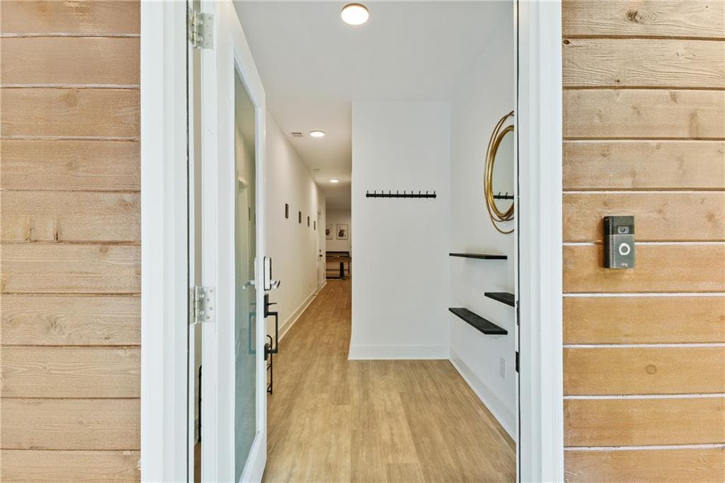 4 bedroom, 4 bathroom, 2,368 sq ft single family residence for sale at 729 Emily Place, Atlanta, GA 30318 — photo 6