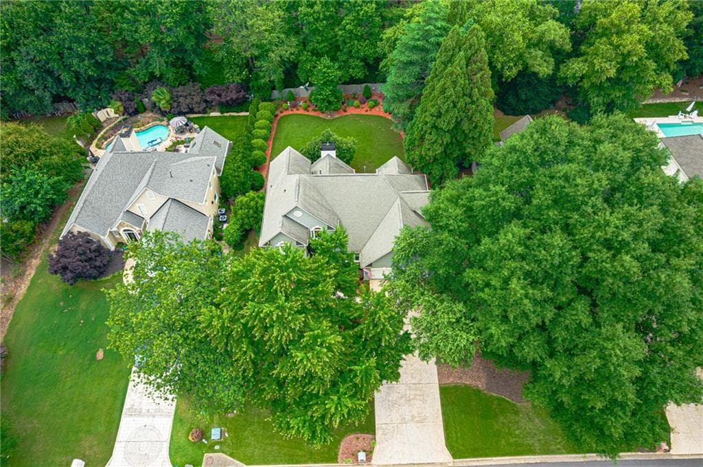 4 bedroom, 3 bathroom, 2,919 sq ft single family residence for sale at 6685 Waterbury Way, Cumming, GA 30040 — photo 5