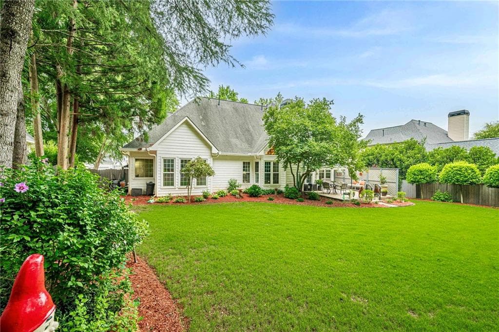 4 bedroom, 3 bathroom, 2,919 sq ft single family residence for sale at 6685 Waterbury Way, Cumming, GA 30040 — photo 6