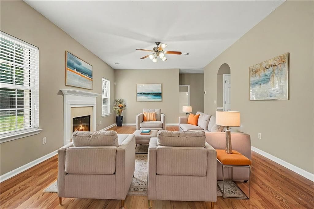 5 bedroom, 3 bathroom, 2,382 sq ft single family residence under contract at 230 Stone Ridge Way, Covington, GA 30016 — photo 9