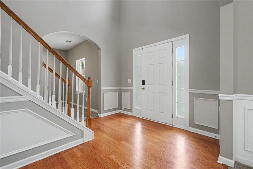 5 bedroom, 3 bathroom, 2,382 sq ft single family residence under contract at 230 Stone Ridge Way, Covington, GA 30016 — photo 3