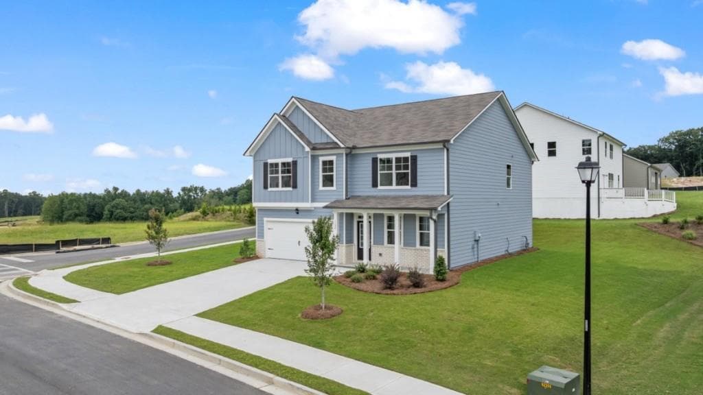5 bedroom, 3 bathroom, 2,804 sq ft single family residence for sale at 1356 Lincoln Lane, Braselton, GA 30517 — photo 2