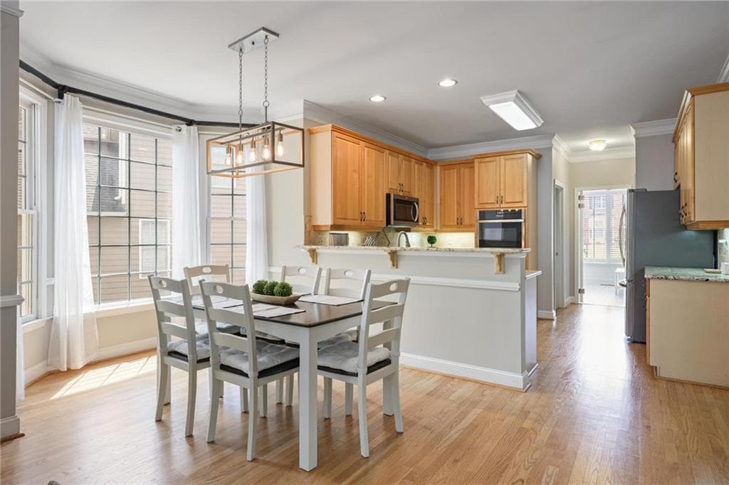 5 bedroom, 5 bathroom, 3,864 sq ft single family residence under contract at 58 Vinings Lake Drive, Mableton, GA 30126 — photo 10