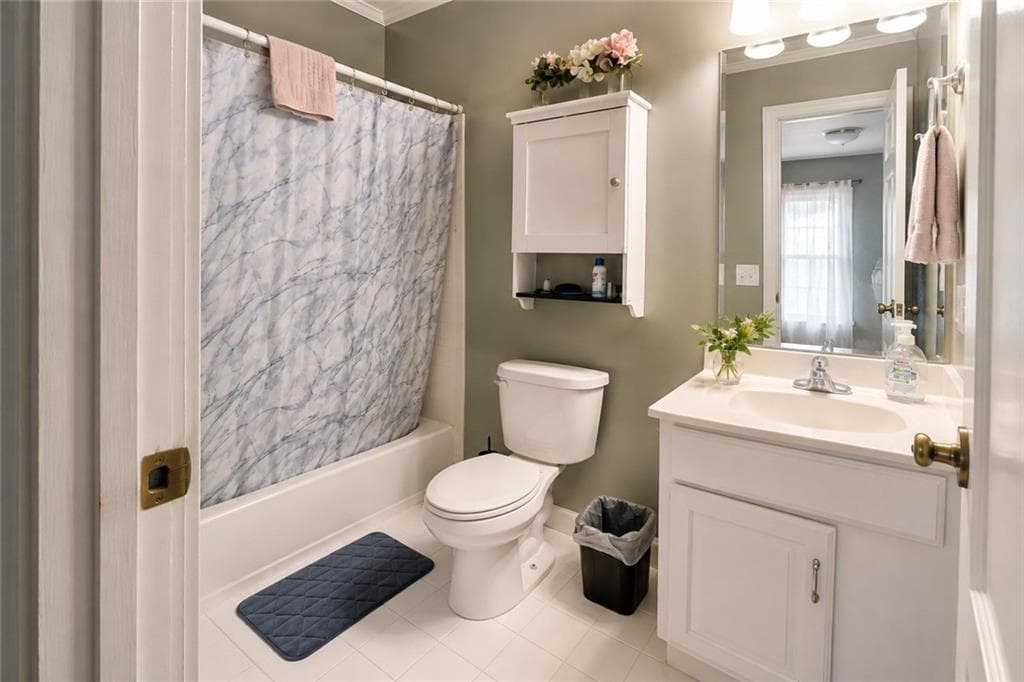 3 bedroom, 2 bathroom, 1,650 sq ft single family residence for sale at 1482 Hewatt Road, Lilburn, GA 30047 — photo 8