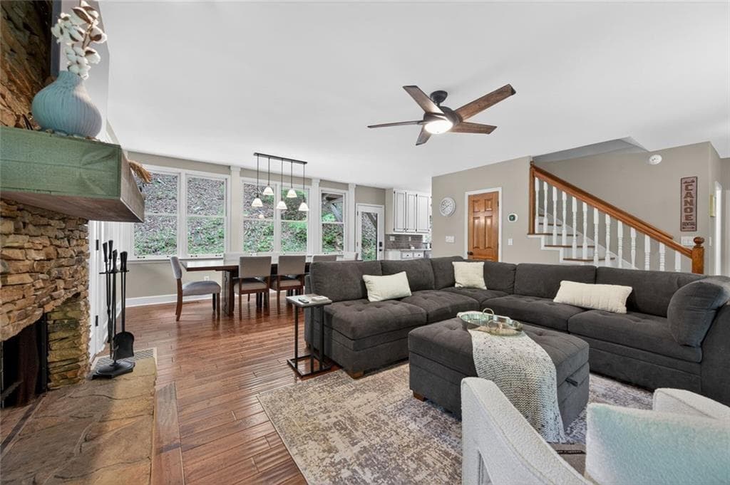 3 bedroom, 3 bathroom, 1,819 sq ft single family residence for sale at 452 Bellflower Drive, Jasper, GA 30143 — photo 7