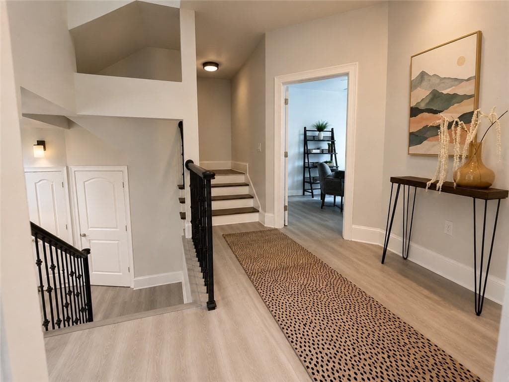 4 bedroom, 3 bathroom, 3,396 sq ft townhouse for sale at 554 Centennial Lane, Atlanta, GA 30313 — photo 8