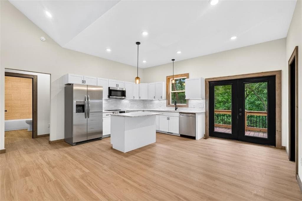 3 bedroom, 2 bathroom, 1,313 sq ft single family residence for sale at 579 Julep Court, Ellijay, GA 30540 — photo 6