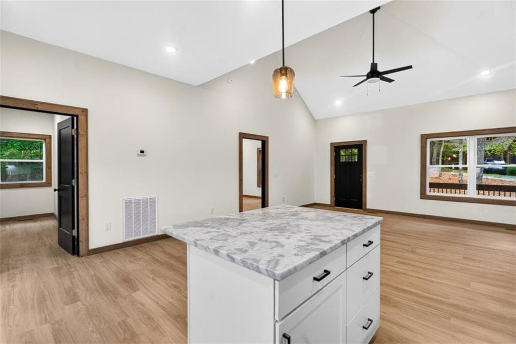 3 bedroom, 2 bathroom, 1,313 sq ft single family residence for sale at 579 Julep Court, Ellijay, GA 30540 — photo 9