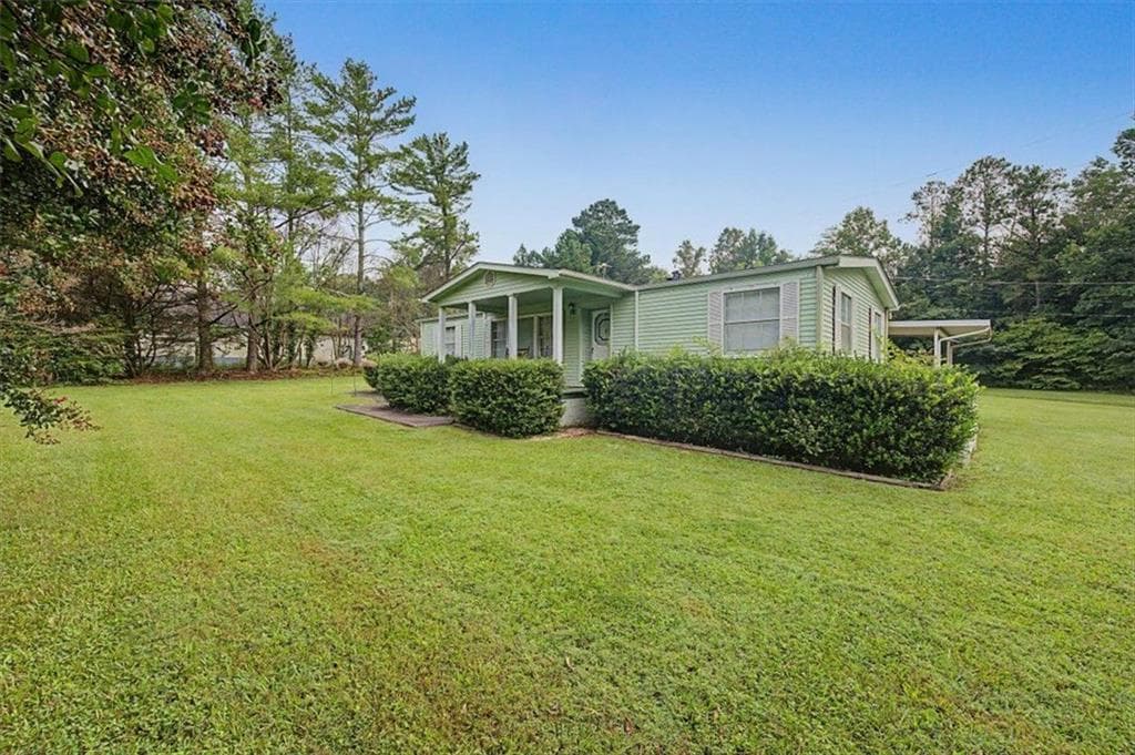 3 bedroom, 2 bathroom, 1,415 sq ft single family residence for sale at 4837 S Dixie Highway, Resaca, GA 30735 — photo 5