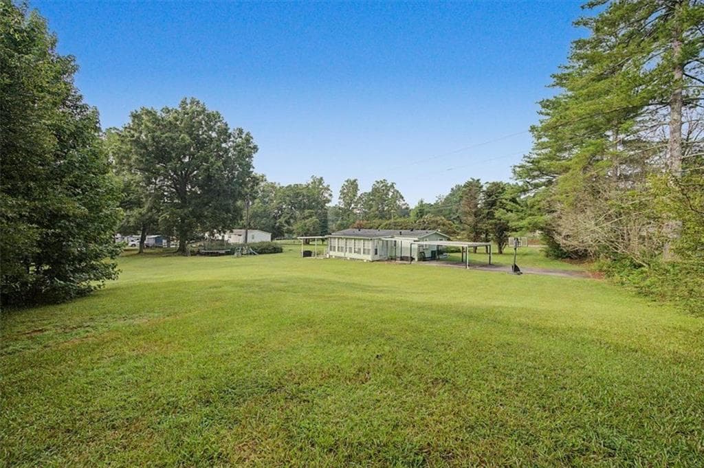 3 bedroom, 2 bathroom, 1,415 sq ft single family residence for sale at 4837 S Dixie Highway, Resaca, GA 30735 — photo 9