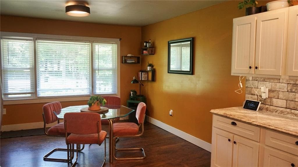 2 bedroom, 2 bathroom, 1,410 sq ft single family residence for rent at 1950 Old Lost Mountain Road, Powder Springs, GA 30127 for $1,875 a month — photo 5