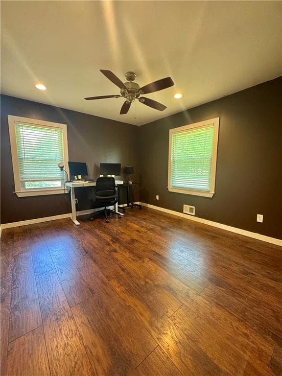 2 bedroom, 2 bathroom, 1,410 sq ft single family residence for rent at 1950 Old Lost Mountain Road, Powder Springs, GA 30127 for $1,875 a month — photo 10