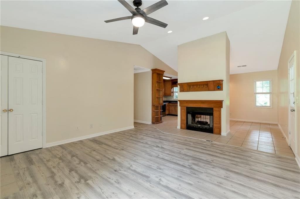 3 bedroom, 2 bathroom, 1,320 sq ft single family residence under contract at 4184 Indian Forest Road, Stone Mountain, GA 30083 — photo 5