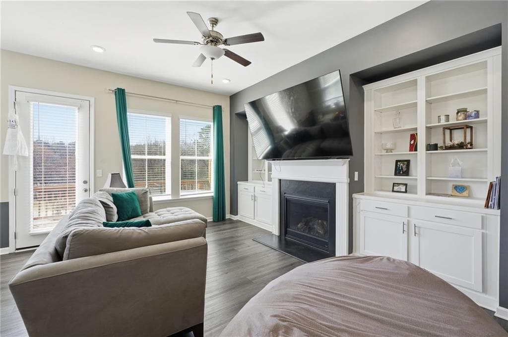 3 bedroom, 4 bathroom, 2,290 sq ft townhouse for sale at 3317 Park Pointe Circle, Scottdale, GA 30079 — photo 5