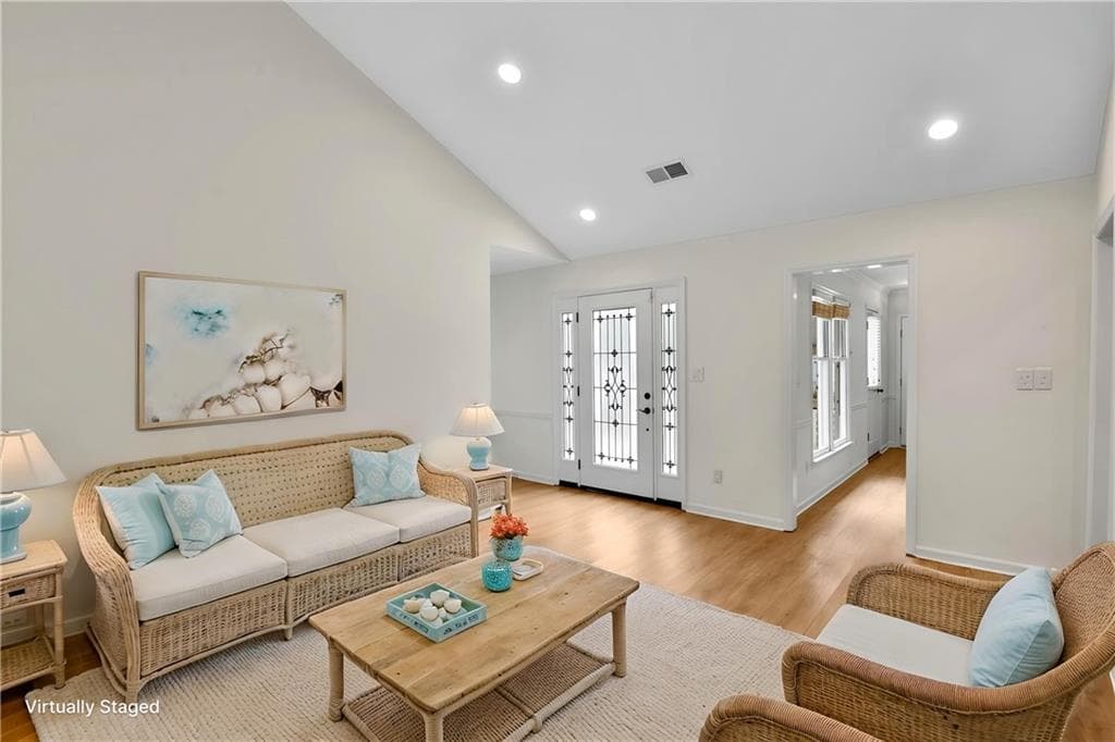 4 bedroom, 2 bathroom, 2,576 sq ft single family residence for sale at 469 Timberlea Lake Drive, Marietta, GA 30067 — photo 8